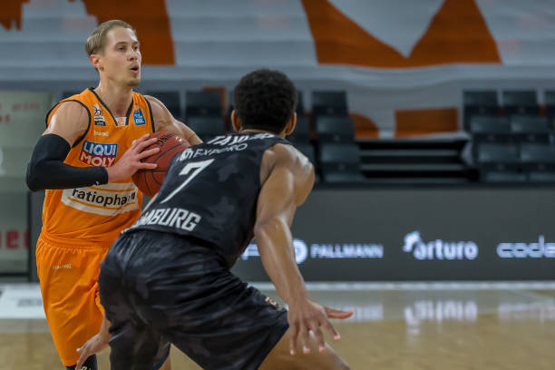 仅增强了他 仅增强了他