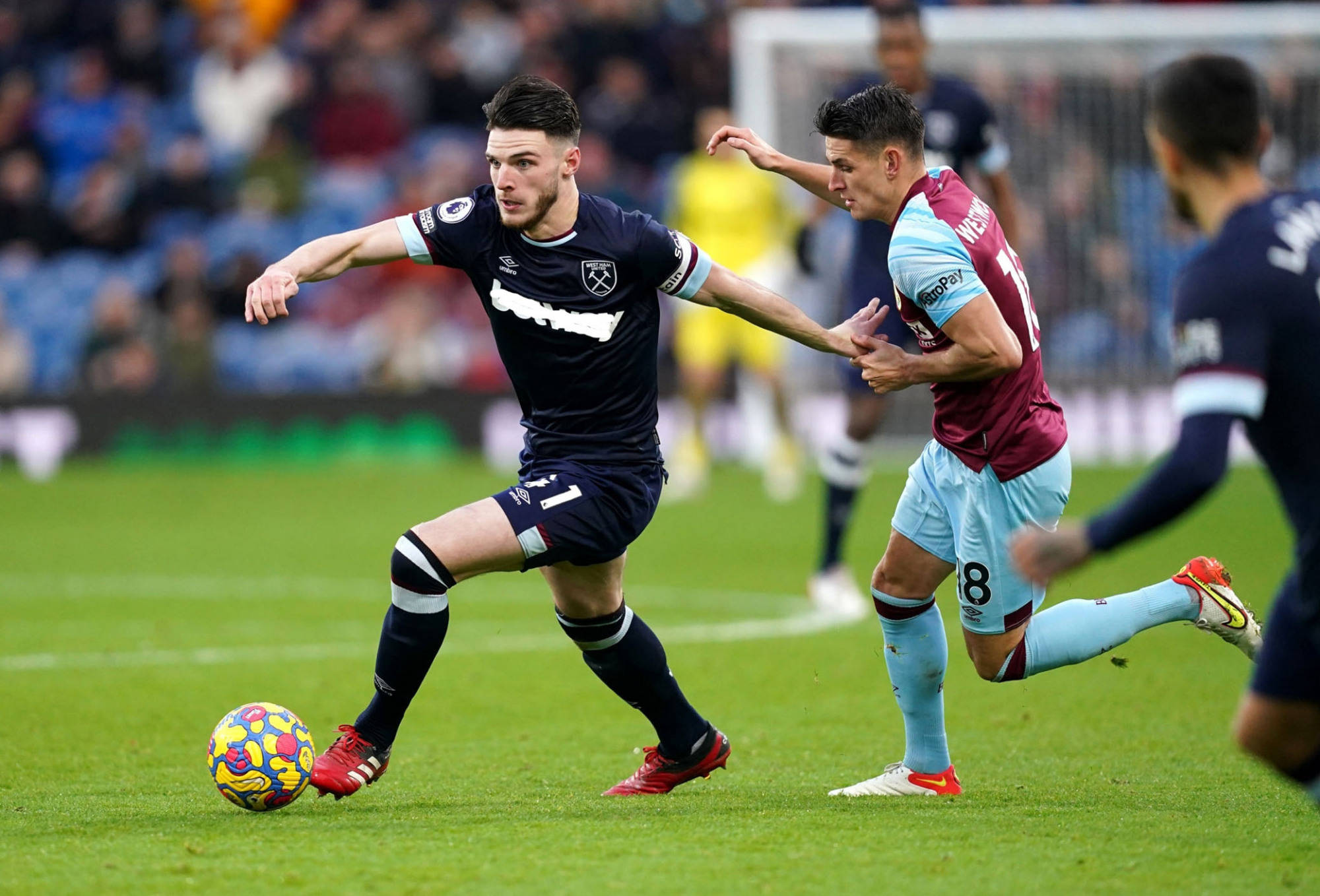 队员之间的 队员之间的