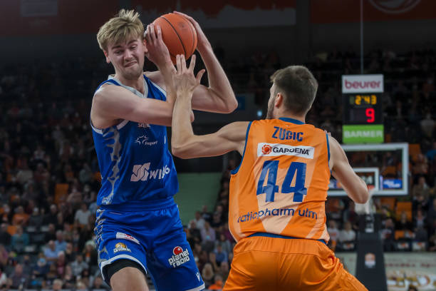 去全力争夺 去全力争夺