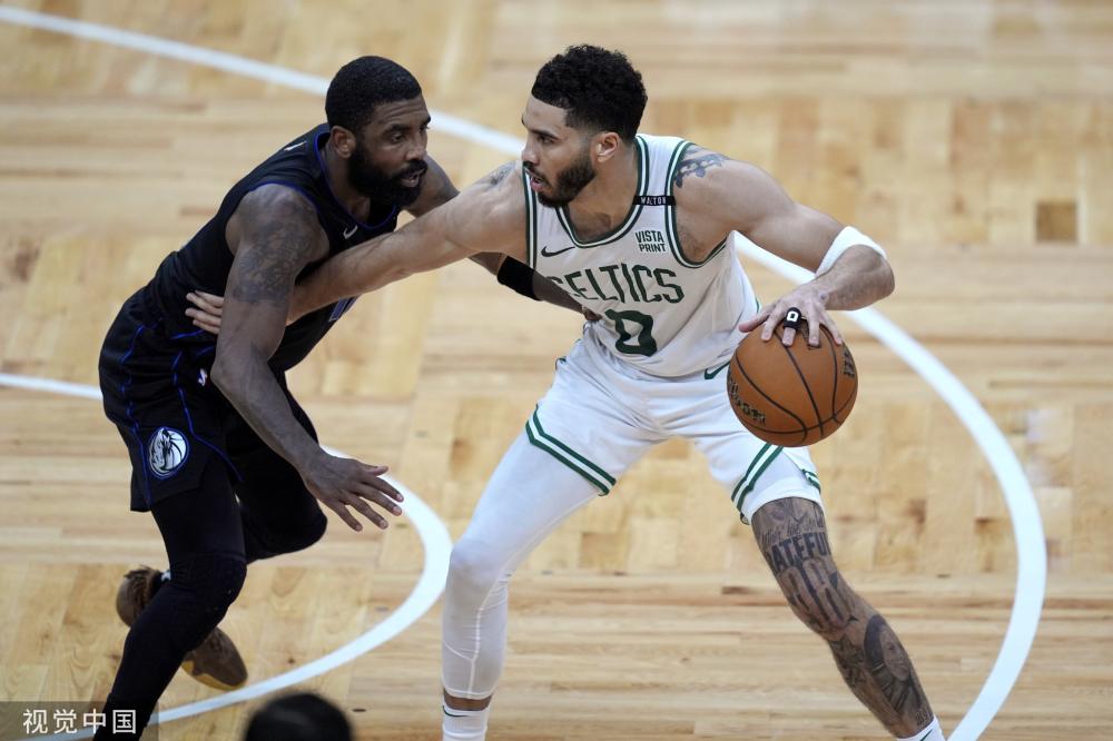 他再度展现 他再度展现