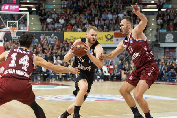 冠军家庭往 冠军家庭往